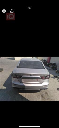 نيسان ماكسيما